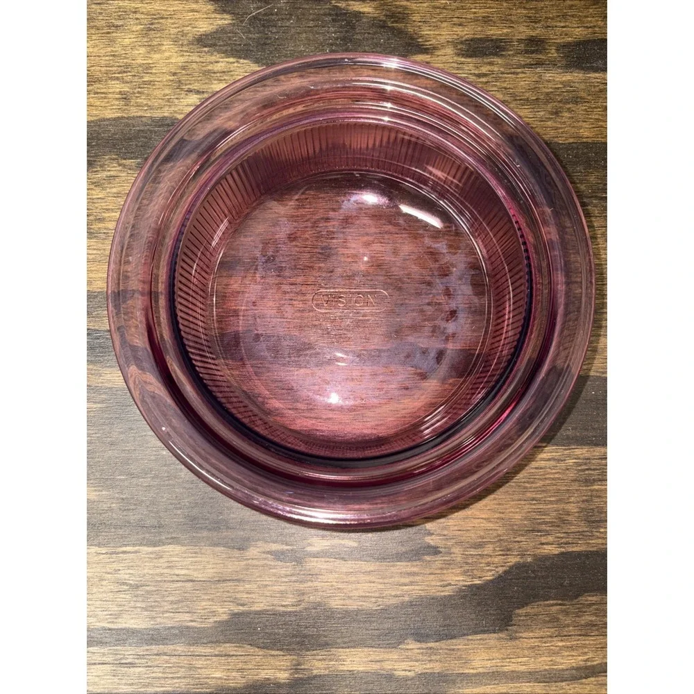 Corning Ware Visions Cranberry 1 Liter Sauce Pan and Round V-30-B 24oz Dish